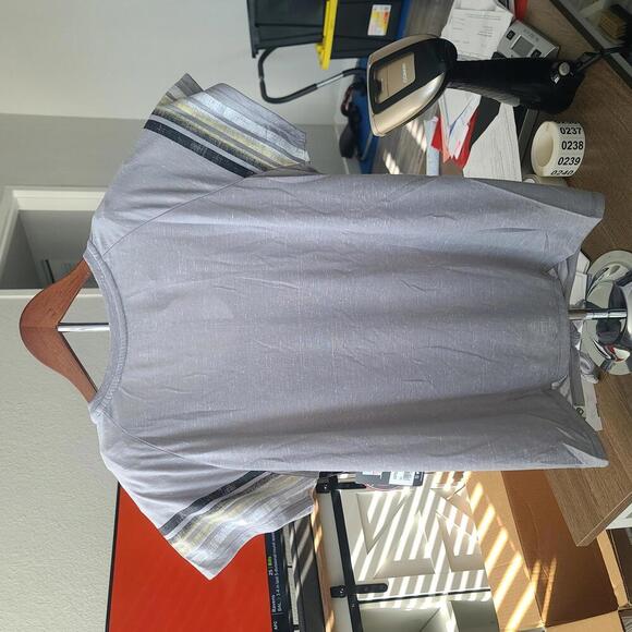 Colosseum Purdue Boilermakers Women's XL Gray T-Shirt with Knot Detail - Picture 4 of 5